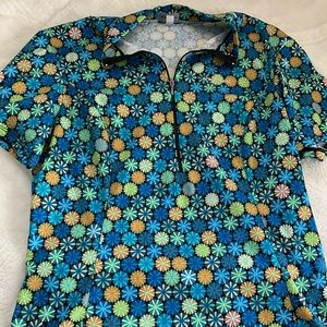 SheBeest Athletic Women’s Floral Top Sz L